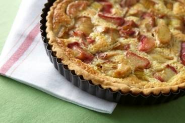 Tarte à la rhubarbe et aux amandes finie